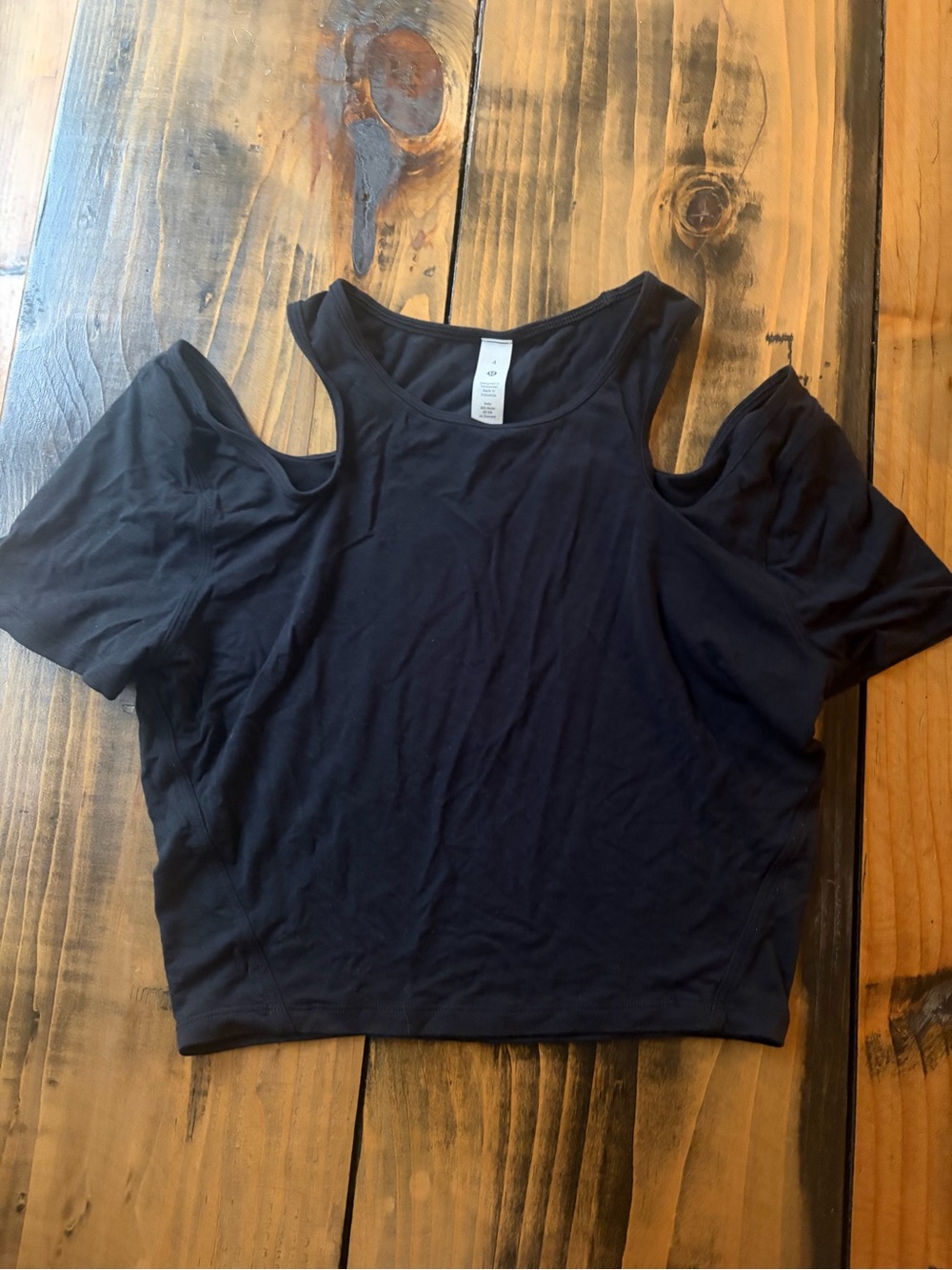 lululemon athletica Black Cold-Shoulder Crop Tank